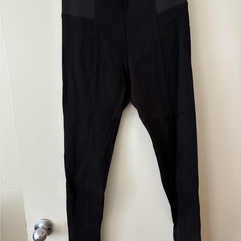 Ann Taylor Classic Black Leggings